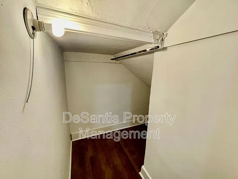425 Walnut St #2 — Photo 7