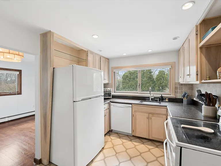 15 Windwood Ct — Photo 11