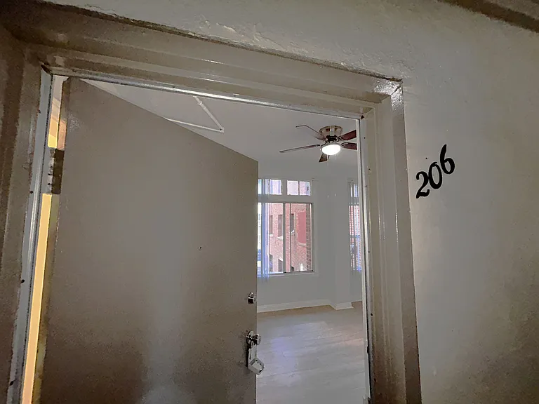 3316 San Marino St #206 — Photo 2