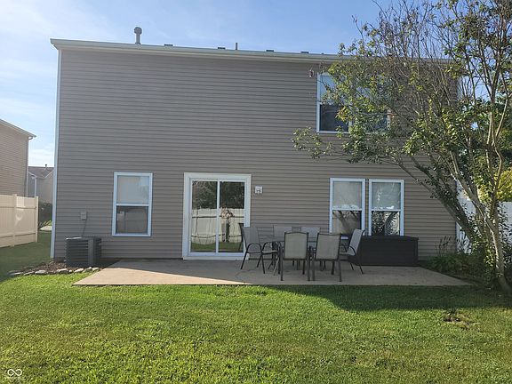 4th image of 8468 Ash Grove Dr