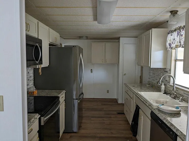900 9th Ave E #126 — Photo 10