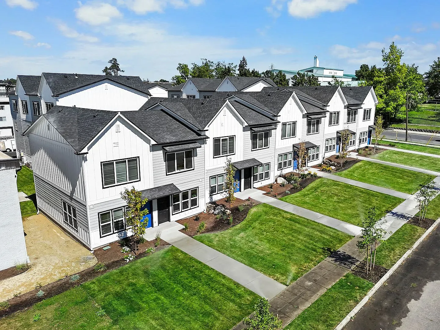 Riverstone Townhomes — Photo 1