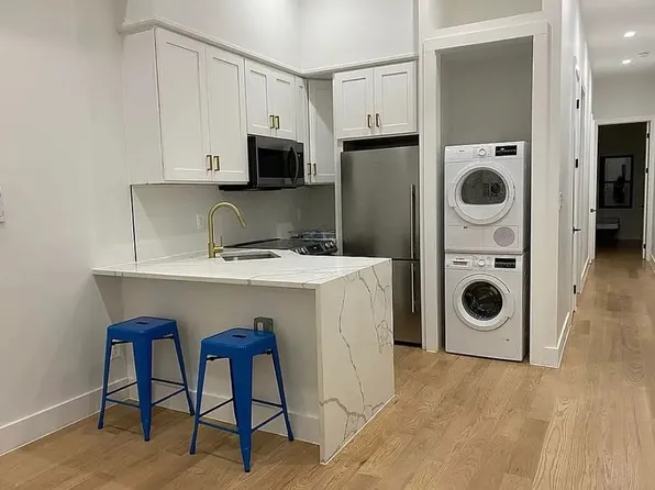 10 Saint Nicholas Avenue image 1 of 5