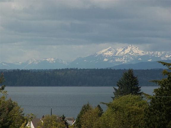 Sound & Mountain View