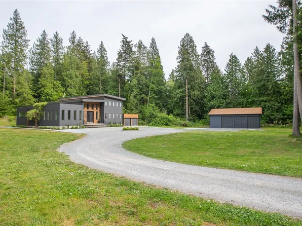 2548 Sandy Drive, Camano Island, WA 98282