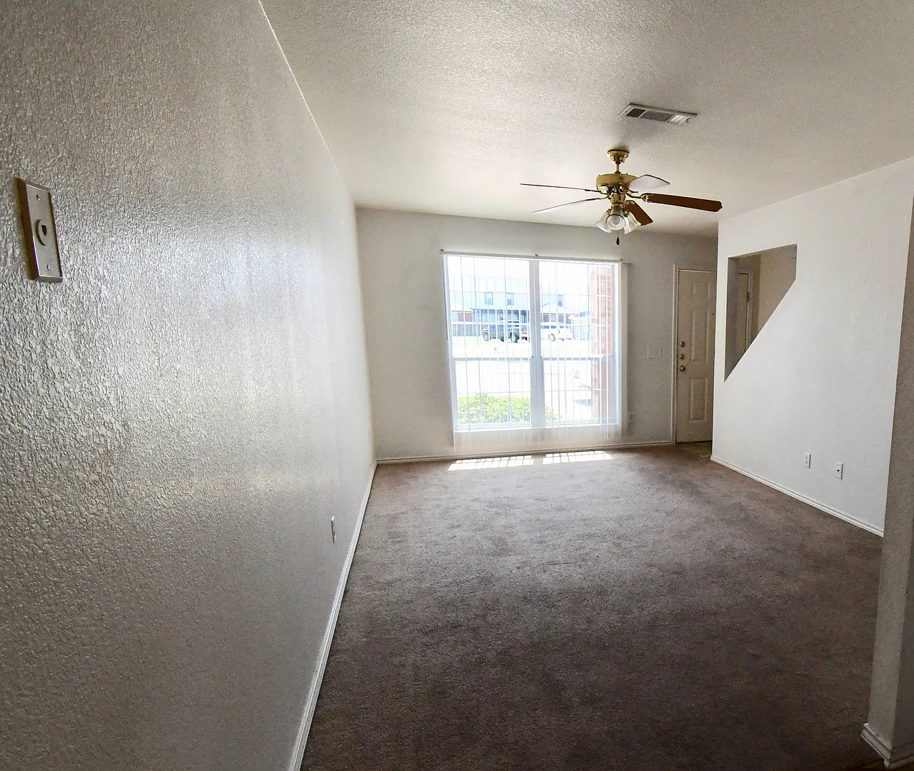 4003 Doraine Court — Photo 2