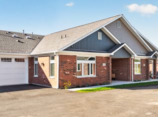 52 Kloe Ln #52, Sycamore, IL 60178