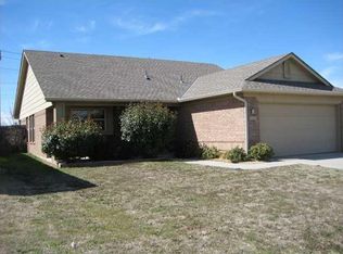 1804 Leeds Ln, Norman, OK 73071