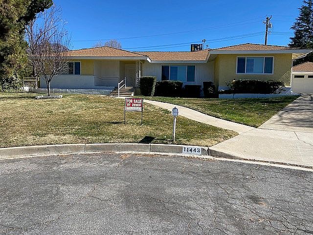 1st image of 11443 Golden Gate Ct