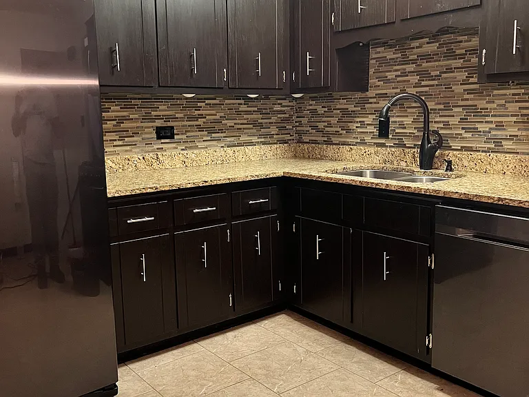 1014 Blouin Dr — Photo 10