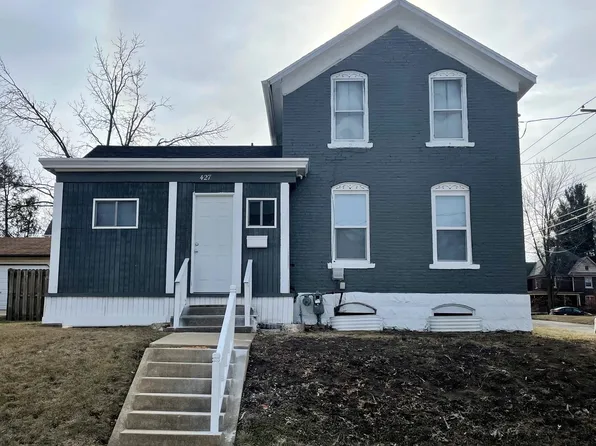 427 W Homer St, Freeport, IL 61032