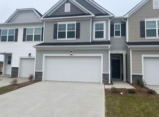 5041 Arkose Dr #904, Raleigh, NC 27610