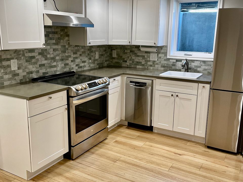 Kitchen b