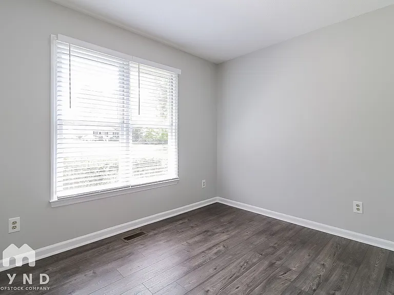 917 Old Zebulon Rd — Photo 12