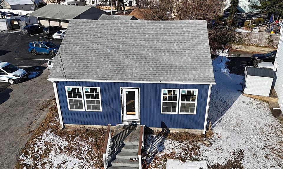 1st image of 149 Front St