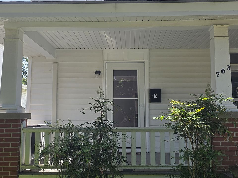1st image of 703 1st St #B