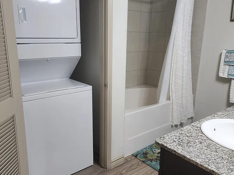 Bella Palazzo Luxury Apartment Community — Photo 51