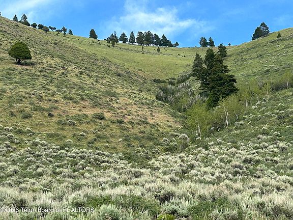 3rd image of 5 County Road 174