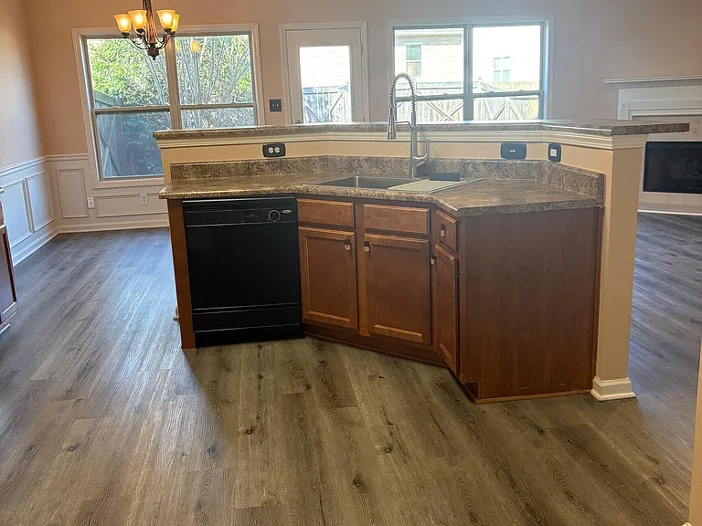 6125 Crested Moss Dr — Photo 4
