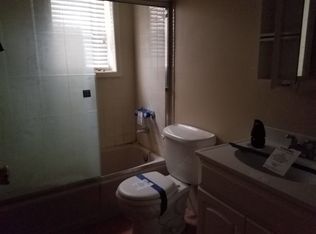 600 N 6th St, Newark, NJ