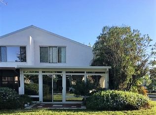 4202 Harbor House Dr, Tampa, FL 33615