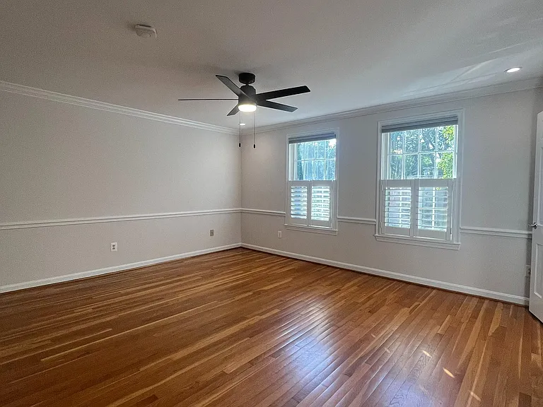 315 N Maple Ave — Photo 7