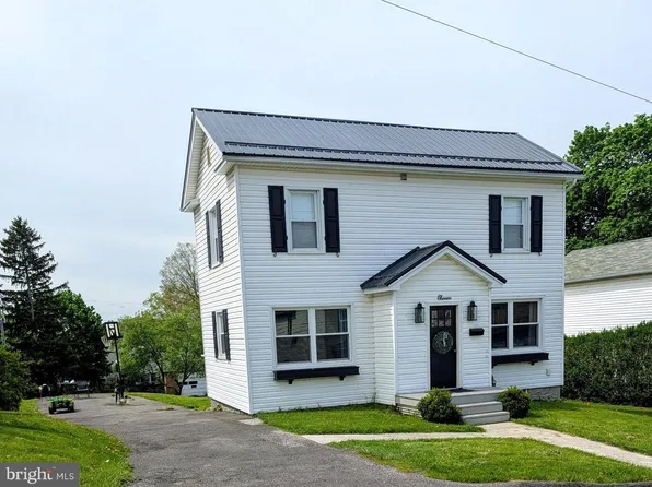 11 Mount Pleasant St, Frostburg, MD 21532