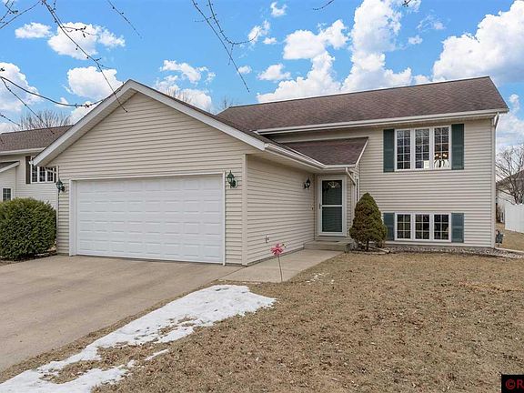 2nd image of 136 Spyglass Dr