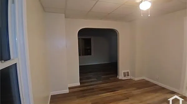 2037 Blades Ave — Photo 25