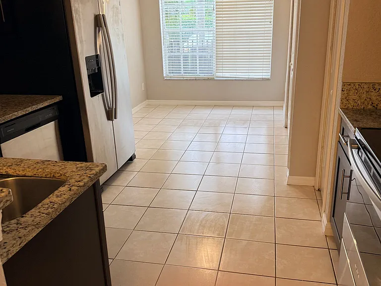 10918 Winter Crest Dr — Photo 3