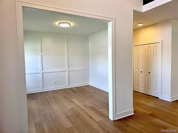 3rd image of 24092 Sawgrass Dr