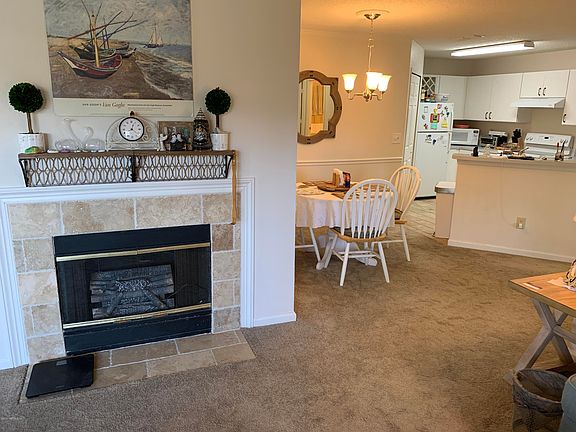 4th image of 200 Ironwood Dr Unit 218