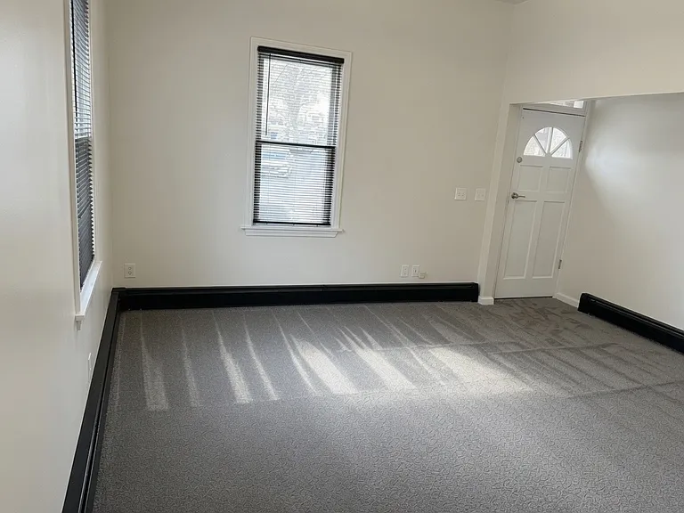 37 Madison St #1 — Photo 4