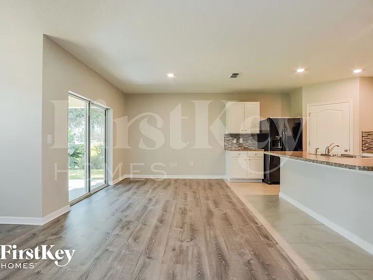 10602 Burlwood Dr — Photo 4