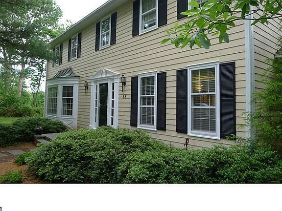 2nd image of 58 Robin Dr