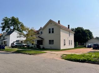 915 S 4th Ave, Wausau, WI 54401