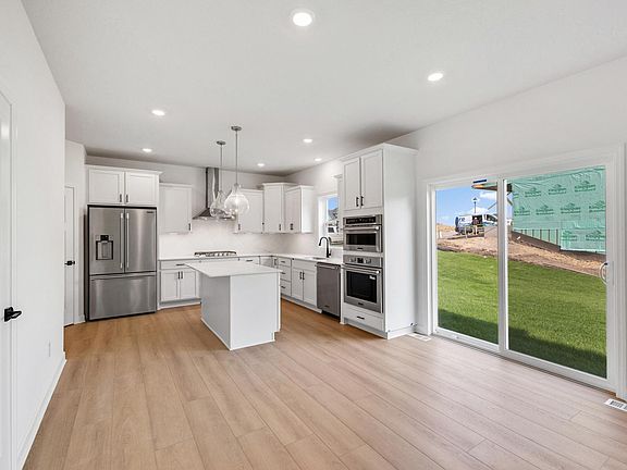 3rd image of 14963 Quince St NW
