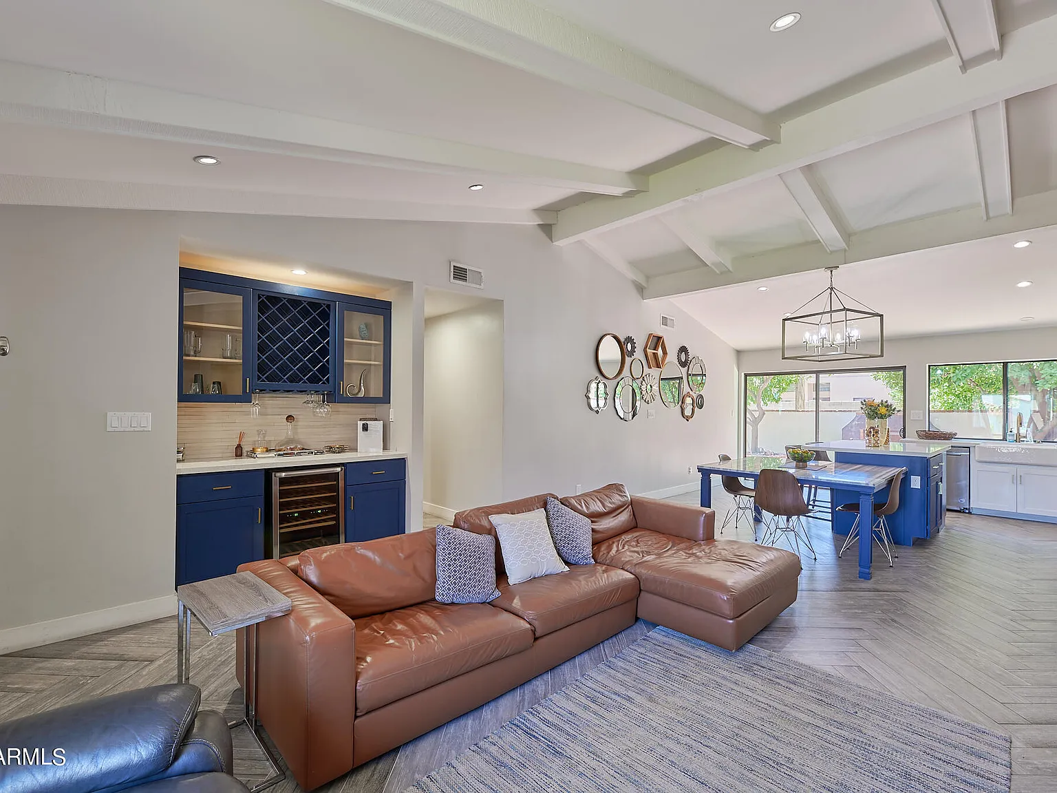 2 bed, 2.0 bath, 1184 sqft, $2,895 — Photo 3