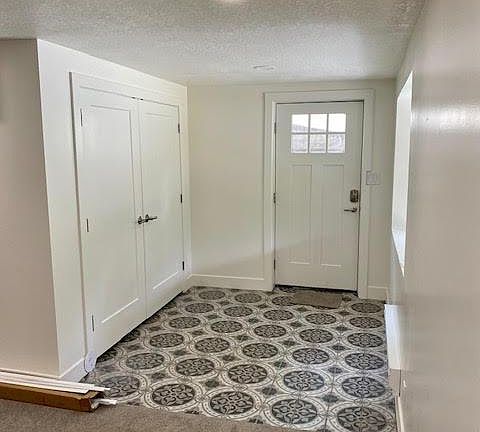 2nd image of 1386 E Downington Ave