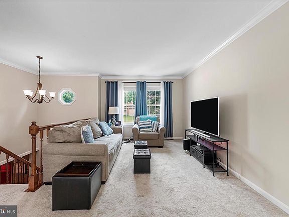 4th image of 1504 Virginia Pl