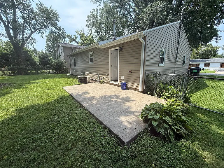5518 Pontiac Dr — Photo 12