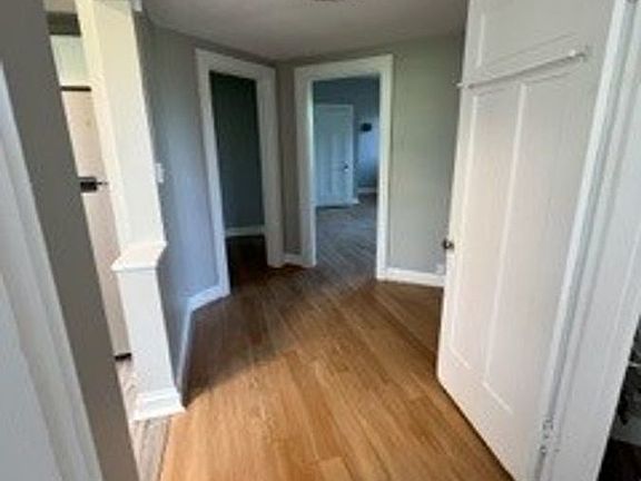 5th image of 2560 Woodburn Ave APT 7