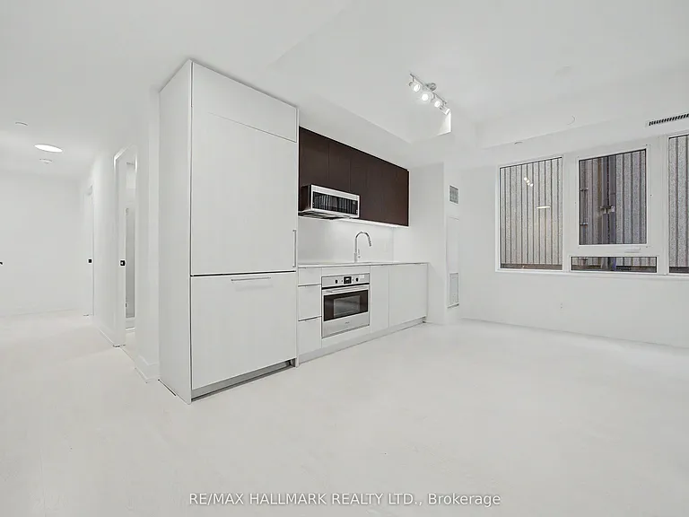 308 Jarvis St #210 — Photo 11