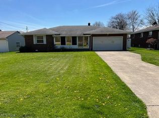 827 Tenney Ave, Campbell, OH