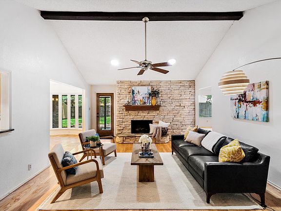 2nd image of 6619 Saddle Ridge Rd