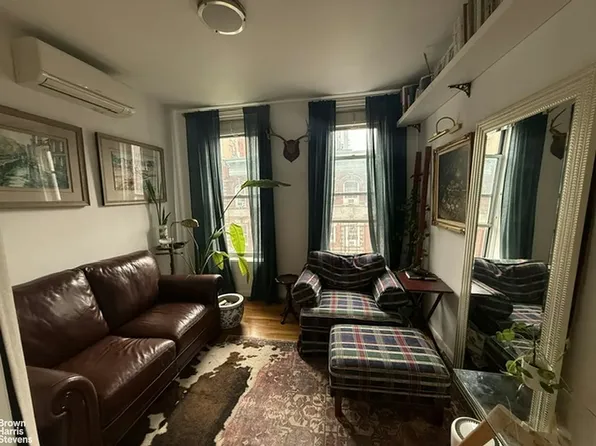 231 Thompson St APT 22, New York, NY 10012