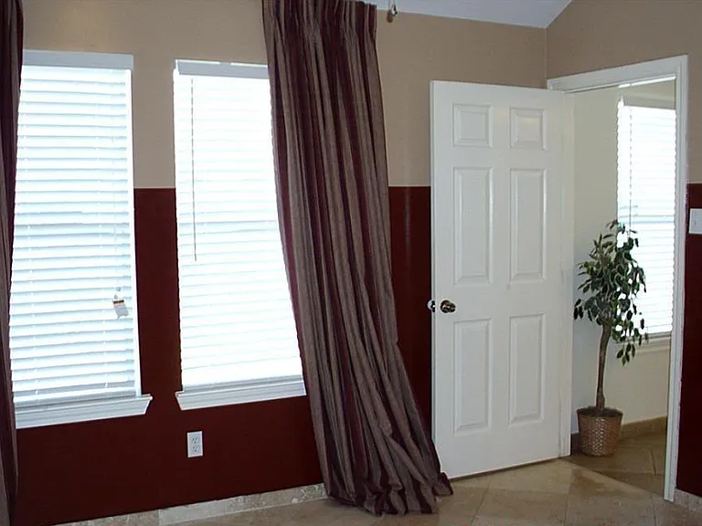 5911 Bradworthy Dr — Photo 6