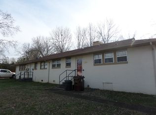 114 Manhatten Ave, Oak Ridge, TN 37830