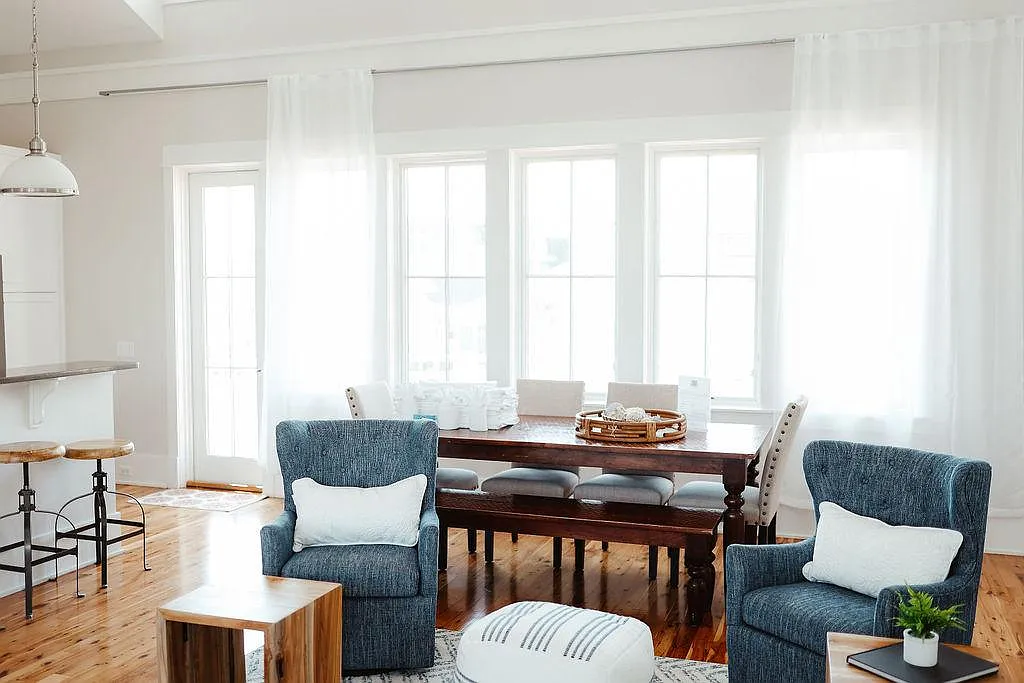 105 Washboard Ct — Photo 3
