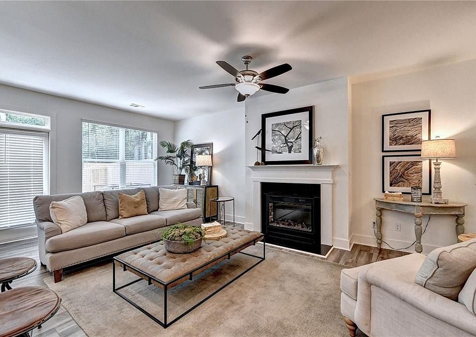 1st image of 2459 Honey Way